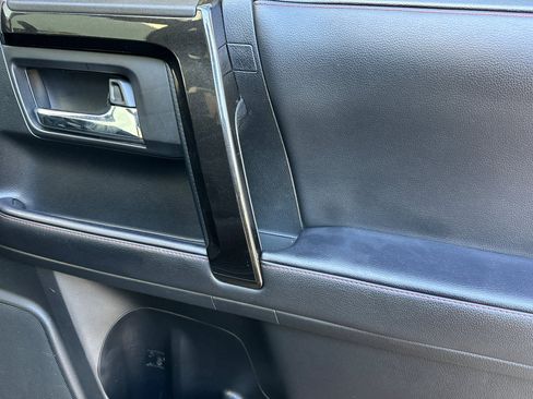 Used 2022 Toyota 4Runner TRD Off-Road Premium image 21