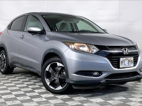 Used 2018 Honda HR-V EX image 12