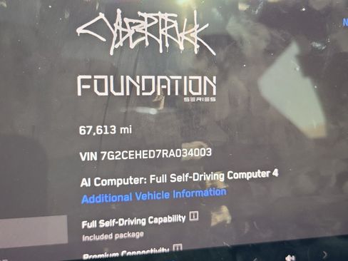 Used 2024 Tesla Cybertruck AWD Crew Cab image 3