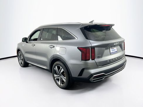 Used 2022 Kia Sorento SX Prestige w/ Panoramic Sunroof Package image 7