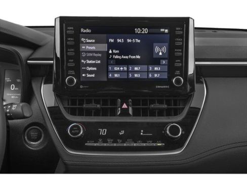 Used 2022 Toyota Corolla Cross LE AWD/4WD image 10