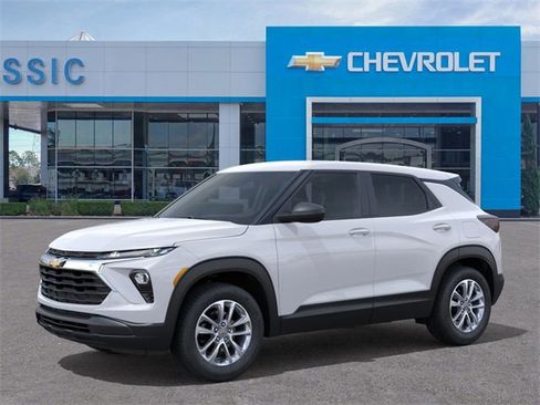 New 2026 Chevrolet TrailBlazer LS w/ LS Convenience Package image 2