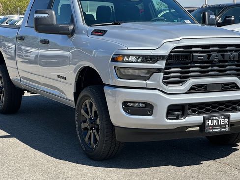 New 2026 RAM 2500 Big Horn AWD/4WD image 11