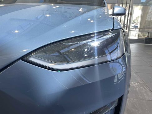 Used 2026 Tesla Model X image 5