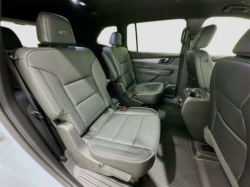 New 2026 Buick Enclave Sport Touring w/ Power Package image 29