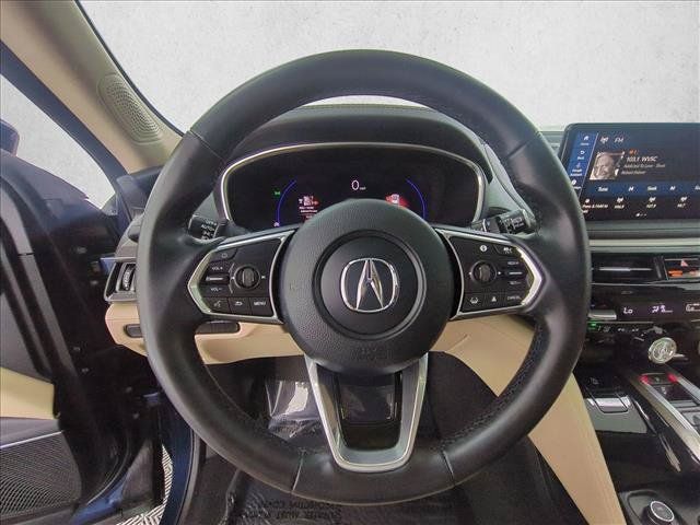 Used 2025 Acura MDX FWD image 30