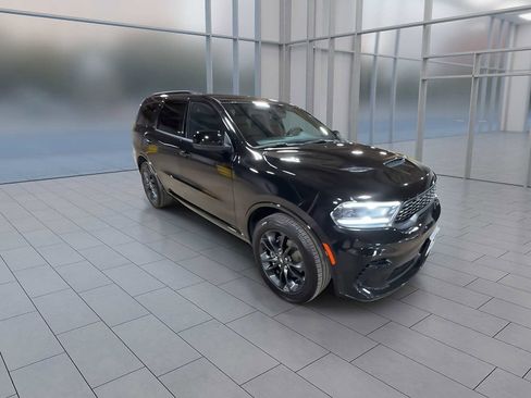 Used 2023 Dodge Durango R/T w/ Blacktop Package image 2