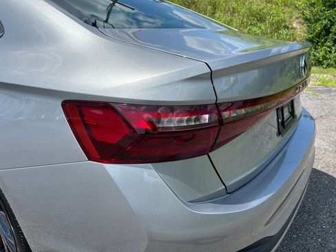 New 2026 Volkswagen Jetta SE FWD image 12