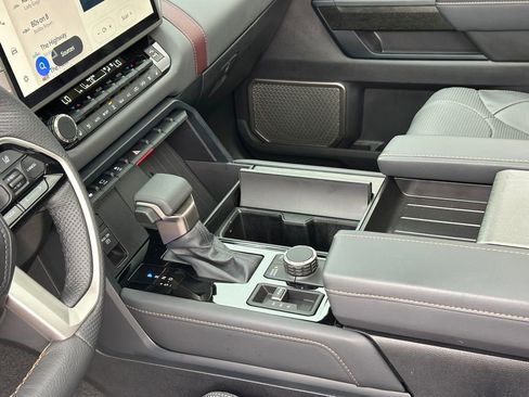 Used 2026 Toyota Sequoia Capstone AWD/4WD image 19