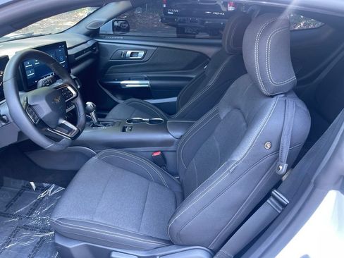 Used 2026 Ford Mustang Coupe RWD image 15
