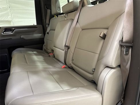 Used 2024 Chevrolet Silverado 2500 LT w/ Convenience Package image 25