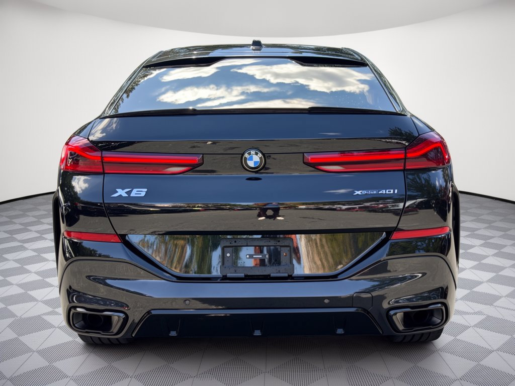Used 2025 BMW X6 xDrive40i w/ Climate Comfort Package AWD/4WD image 11