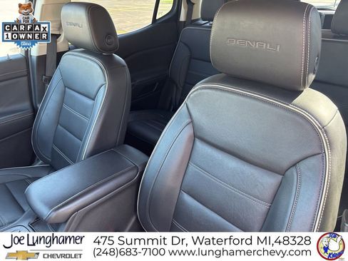 Used 2023 GMC Acadia Denali w/ Denali Ultimate Package AWD/4WD image 14