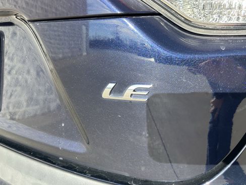 Used 2023 Toyota Corolla LE image 21