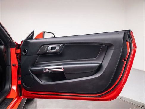 Used 2020 Ford Mustang Coupe w/ Wheel & Stripe Package image 32