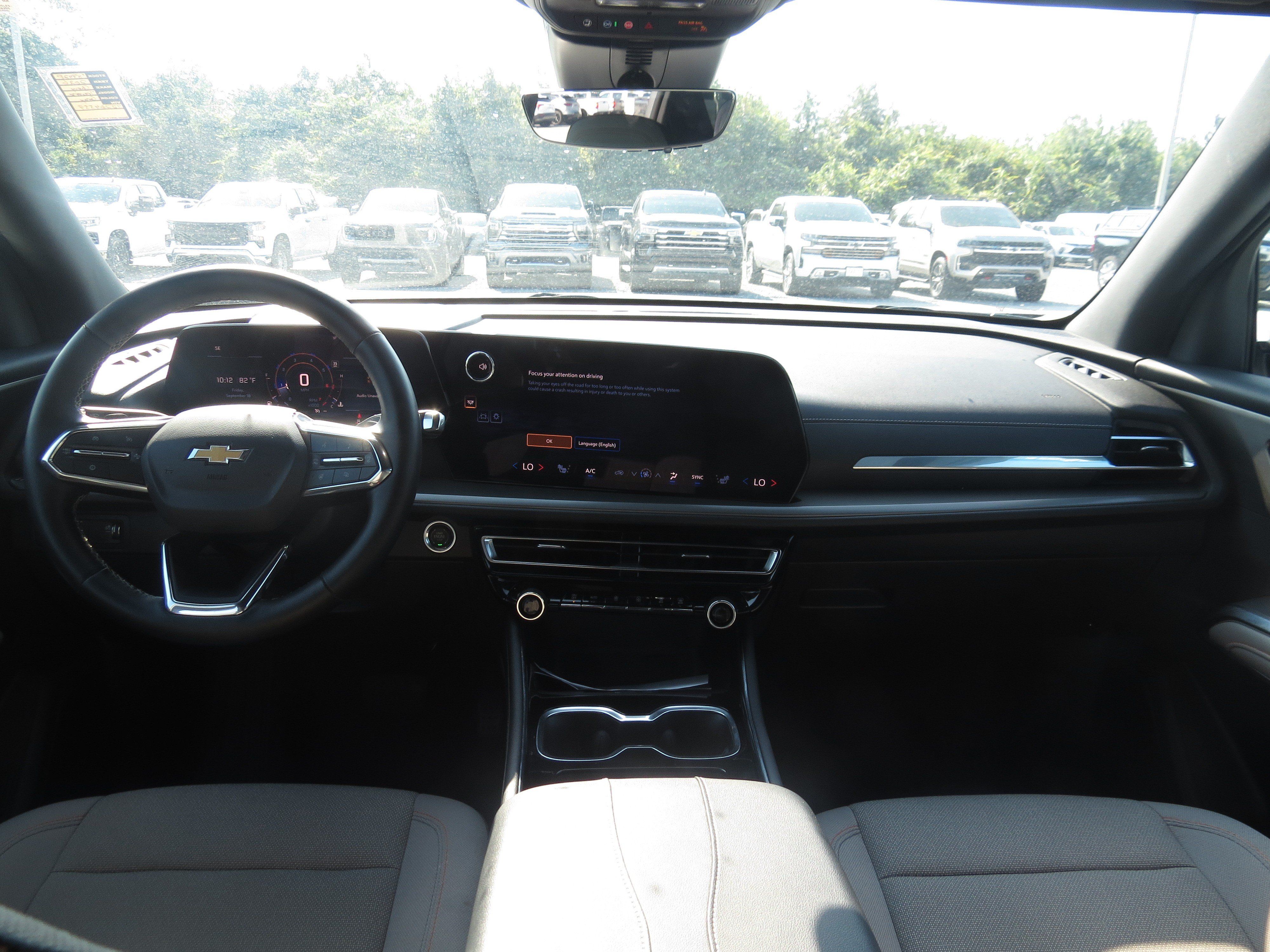 Used 2026 Chevrolet Traverse LT w/ Driver Confidence Package FWD image 18
