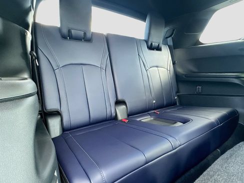 Certified 2026 INFINITI QX60 Sport w/ Dark Cargo Package AWD/4WD image 31