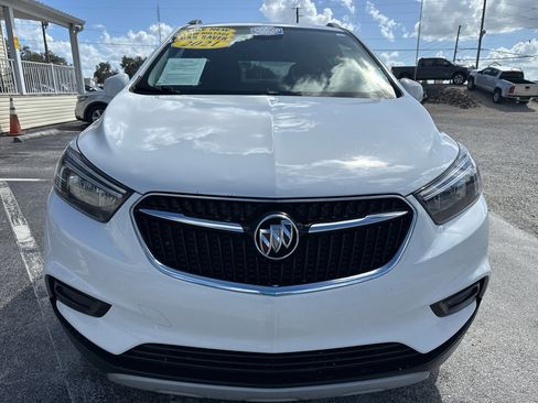Used 2021 Buick Encore Preferred image 8