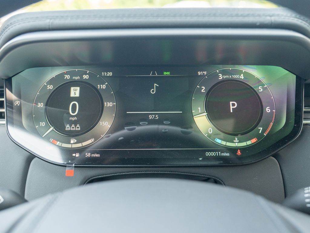 New 2026 Land Rover Range Rover Sport SE AWD/4WD image 13