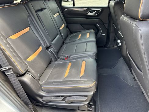 Used 2024 GMC Yukon AT4 AWD/4WD image 17
