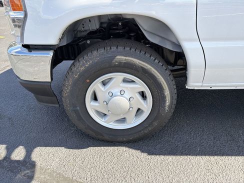 New 2026 Ford E-350 and Econoline 350 Super Duty w/ Power Equipment Group image 27