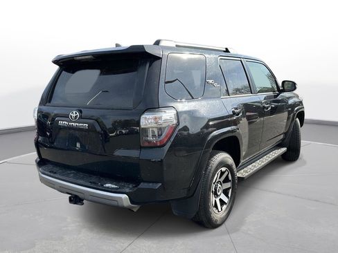 Certified 2024 Toyota 4Runner TRD Off-Road Premium image 6