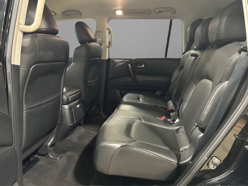 Used 2021 Nissan Armada SV image 40