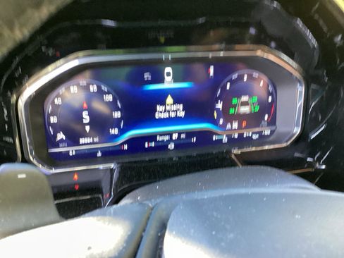 Used 2023 Chevrolet Silverado 1500 High Country w/ High Country Premium Package image 7