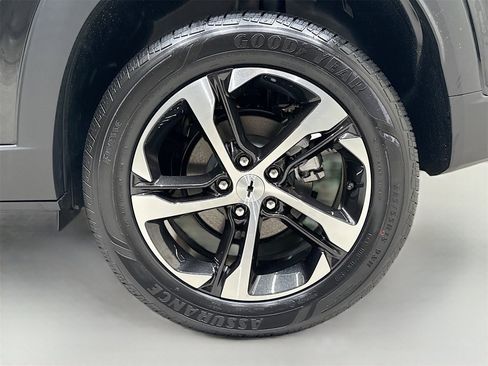 New 2026 Chevrolet Trax RS w/ Driver Confidence Package image 30