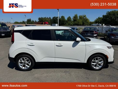 Used 2021 Kia Soul S FWD image 6