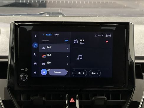 Used 2023 Toyota Corolla SE image 18