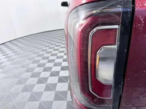 Used 2018 GMC Sierra 1500 SLT image 27