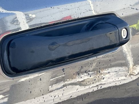 Used 2015 RAM 1500 Express image 12