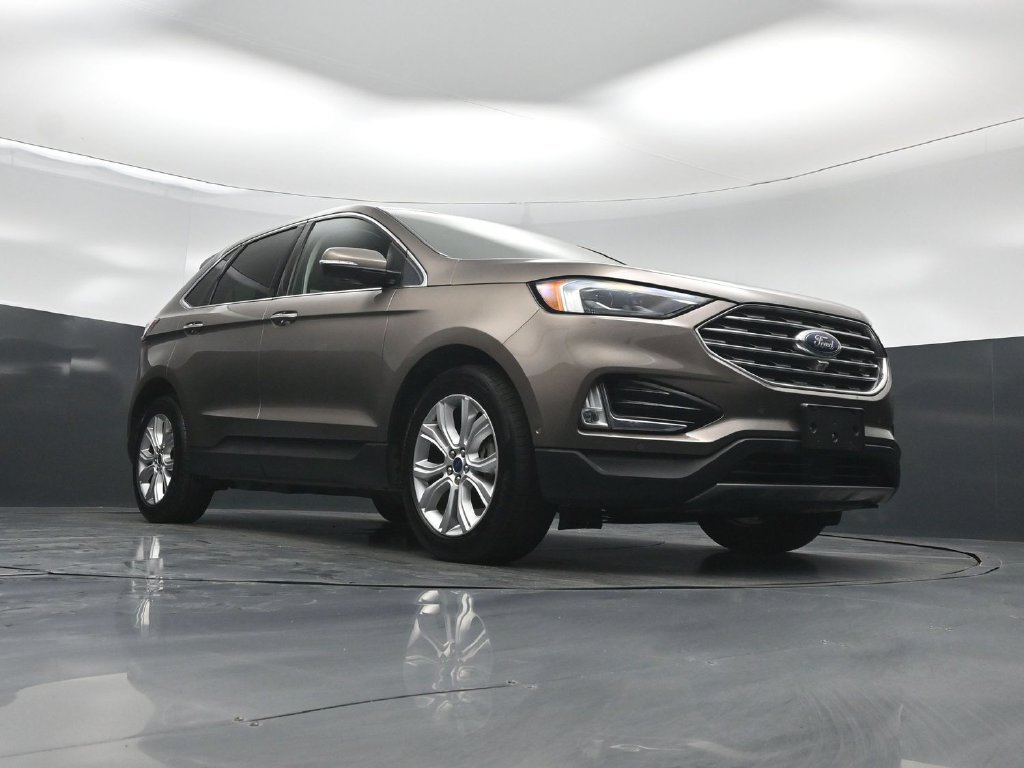 Used 2019 Ford Edge Titanium w/ Equipment Group 301A FWD image 46