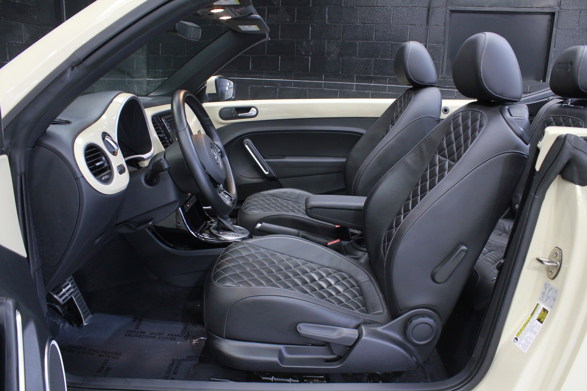 Used 2019 Volkswagen Beetle 2.0T S FWD image 47