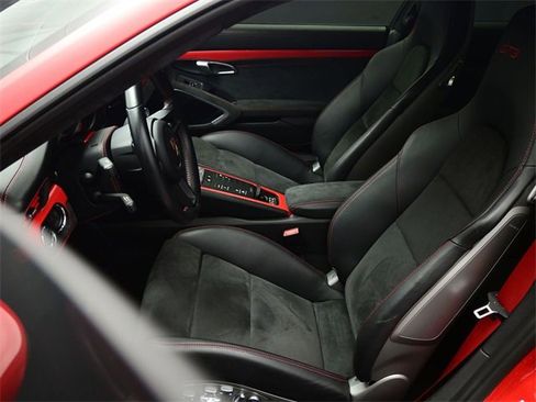Used 2018 Porsche 911 GT3 image 5