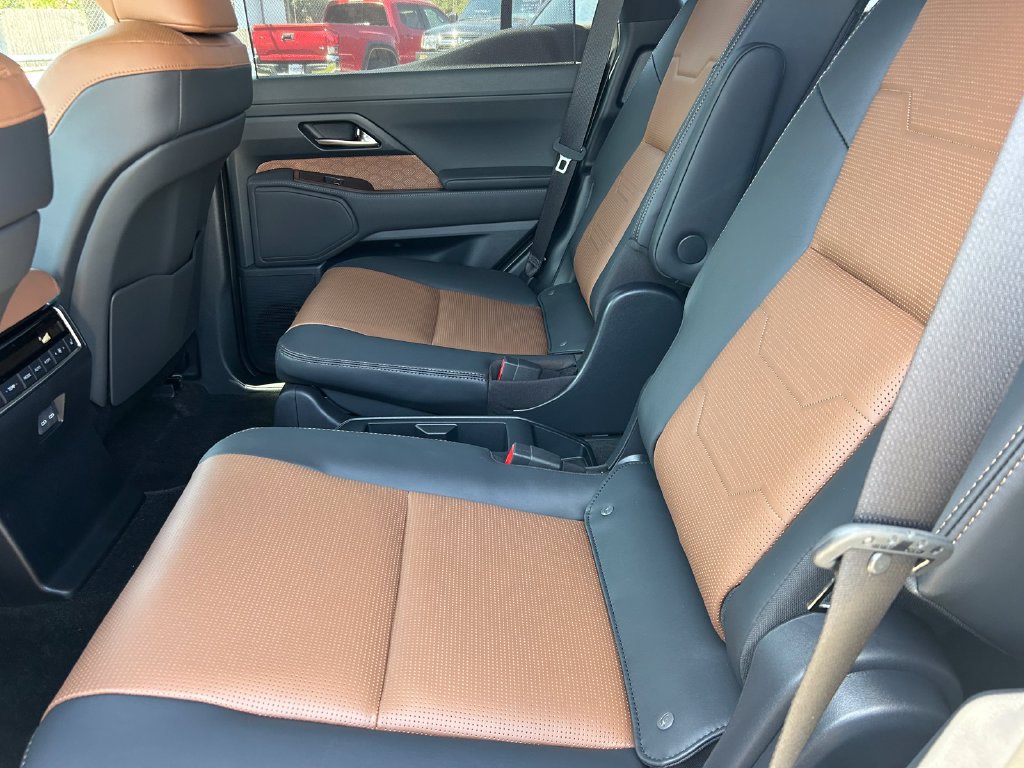 Used 2026 Lexus GX 550 AWD/4WD image 18