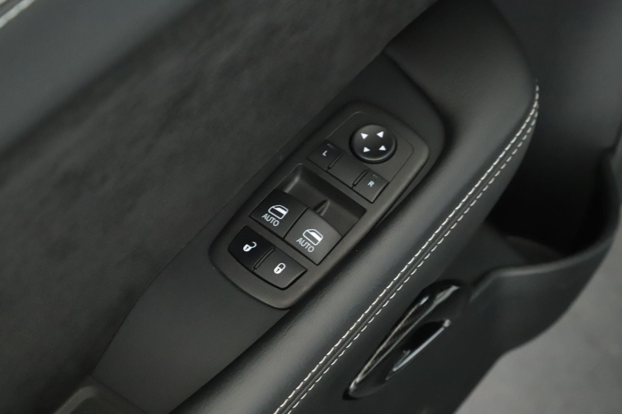 Used 2023 Dodge Challenger SRT Hellcat RWD image 5