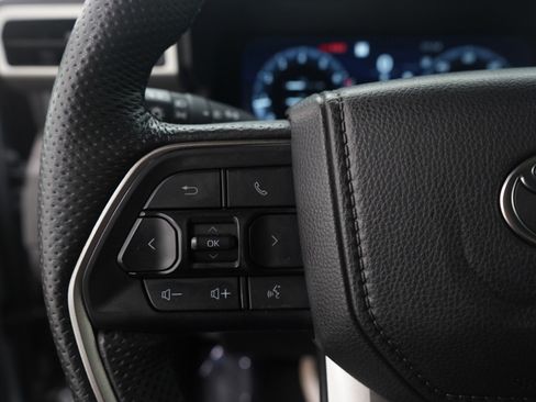 Used 2024 Toyota Tacoma Limited image 26