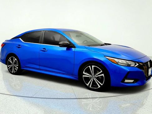 Used 2020 Nissan Sentra SR FWD image 3