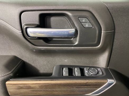 Certified 2021 Chevrolet Silverado 1500 LT Trail Boss AWD/4WD image 14