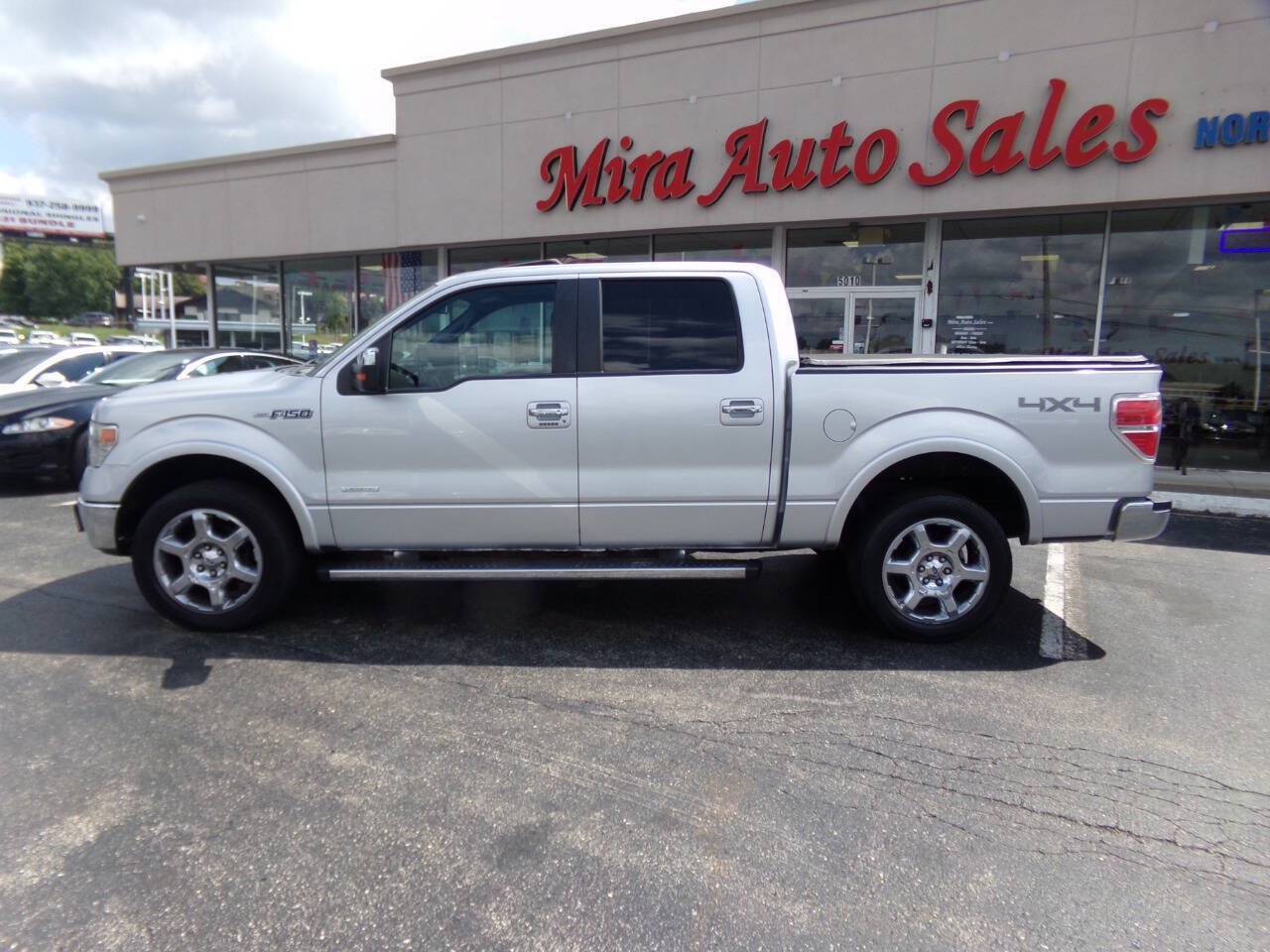 Used 2013 Ford F150 Lariat w/ Luxury Equipment Group AWD/4WD image 2