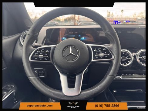 Used 2022 Mercedes-Benz GLB 250 image 22
