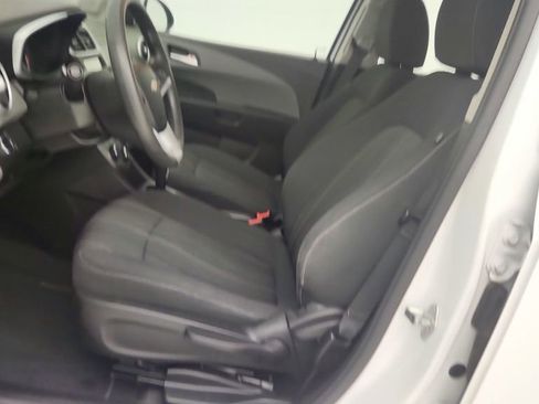 Used 2017 Chevrolet Sonic LT FWD image 15