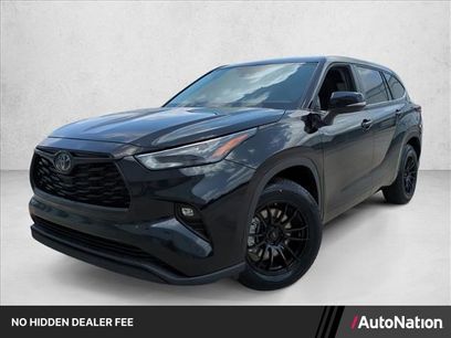 Certified 2024 Toyota Highlander LE