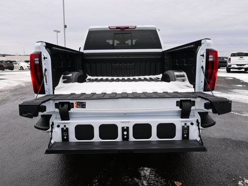 New 2026 GMC Sierra 2500 Denali w/ Denali Reserve Package image 10