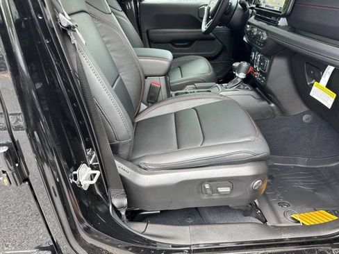 New 2026 Jeep Wrangler Unlimited Rubicon AWD/4WD image 14