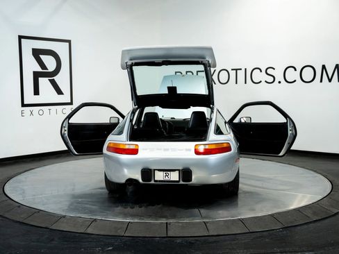 Used 1991 Porsche 928 S4 image 19