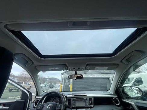 Used 2015 Toyota RAV4 XLE w/ Outdoor Package image 34