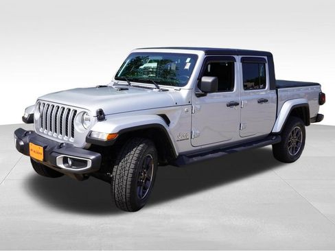 Used 2022 Jeep Gladiator Overland w/ Popular Equipment Package AWD/4WD image 11